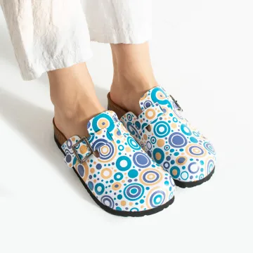 Vegan-Friendly Orthopedic Clogs